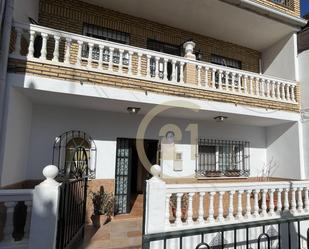 Vista exterior de Casa adosada en venda en Málaga Capital amb Terrassa i Balcó