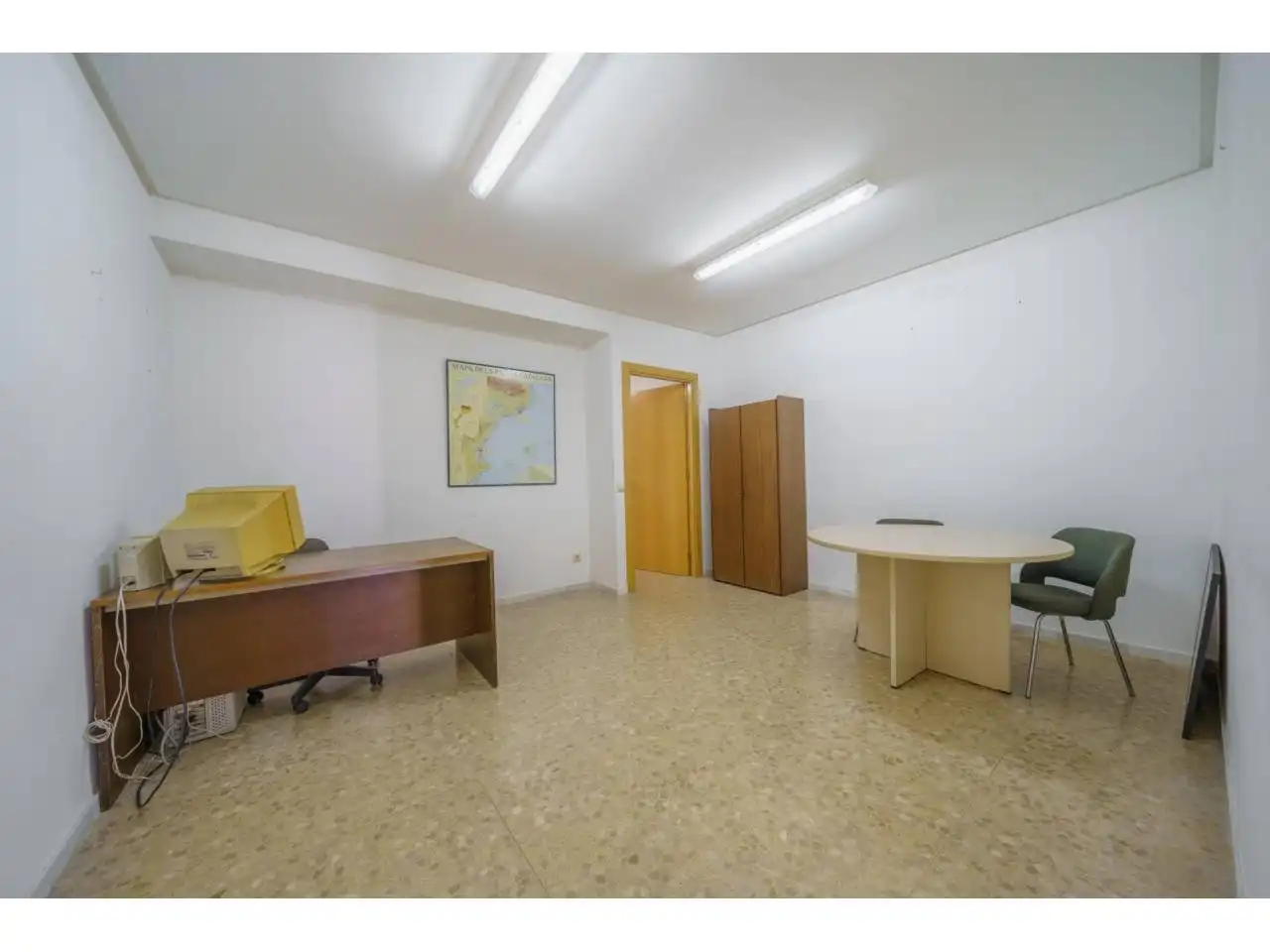 Büro zur Miete in La Bisbal d'Empordà mit Klimaanlage