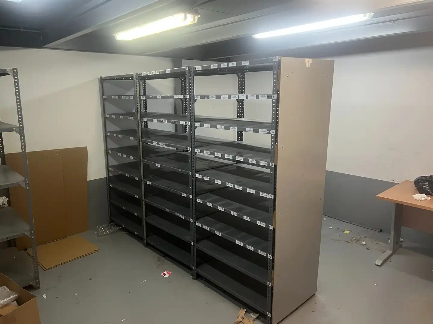 Fabrikhallen zur Miete in Narón mit Alarm