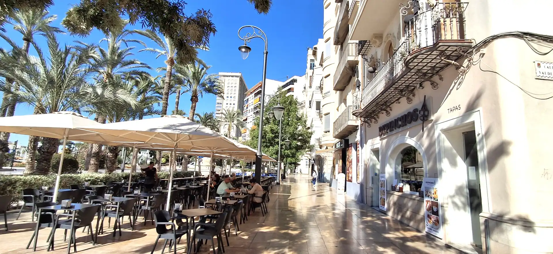 Piso con terraza en venta en Calle Valdés, imagen 3