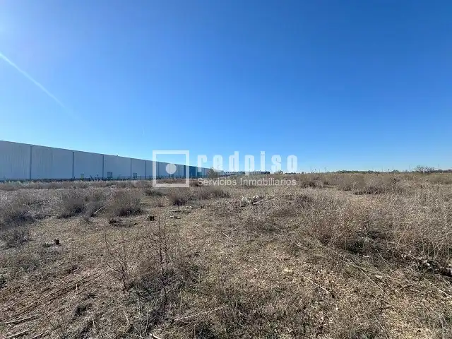 Industrial land for sale in Los Robles