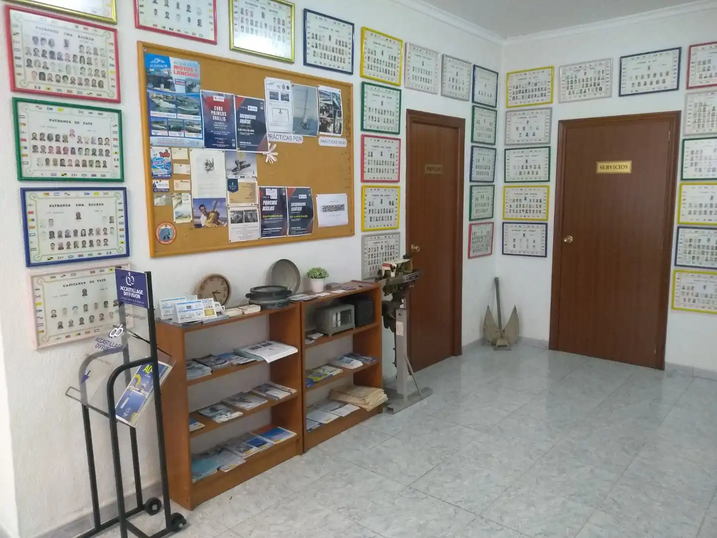 Local en venta en Castellón de la Plana / Castelló de la Plana con Aire acondicionado, Terraza y Amueblado