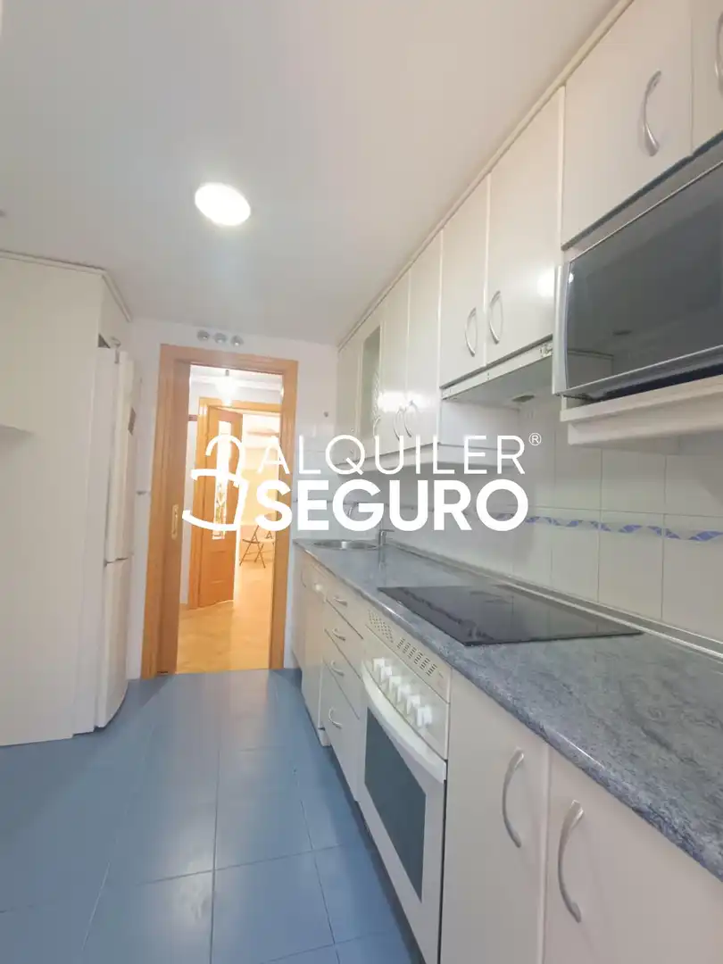 Kitchen of Flat for rent in Leganés  with Heating, Storage room and Furnished