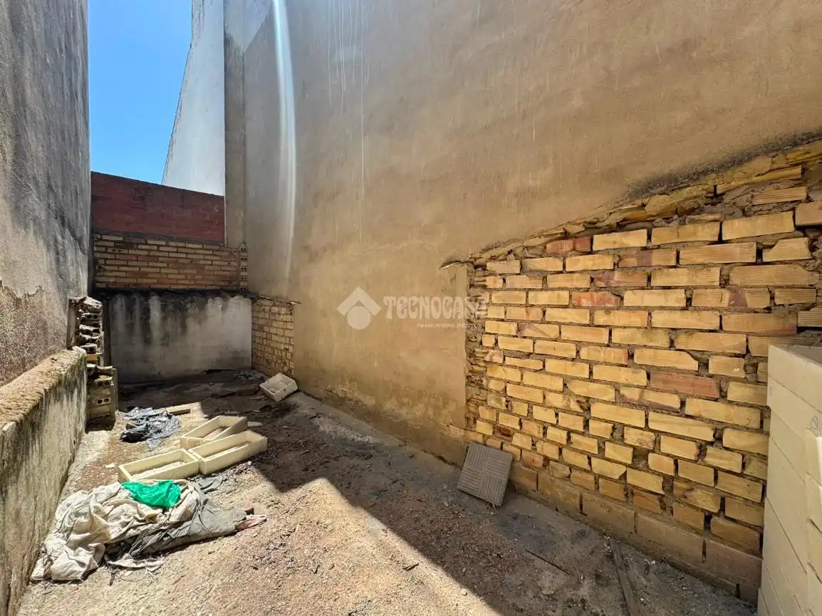 Garaje en venta en C. Cantarrana, Las Cabezas de San Juan