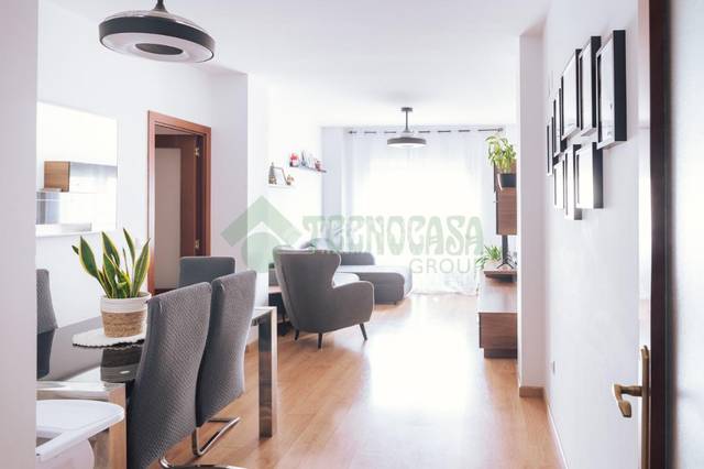 Piso en Venta en Almanjáyar