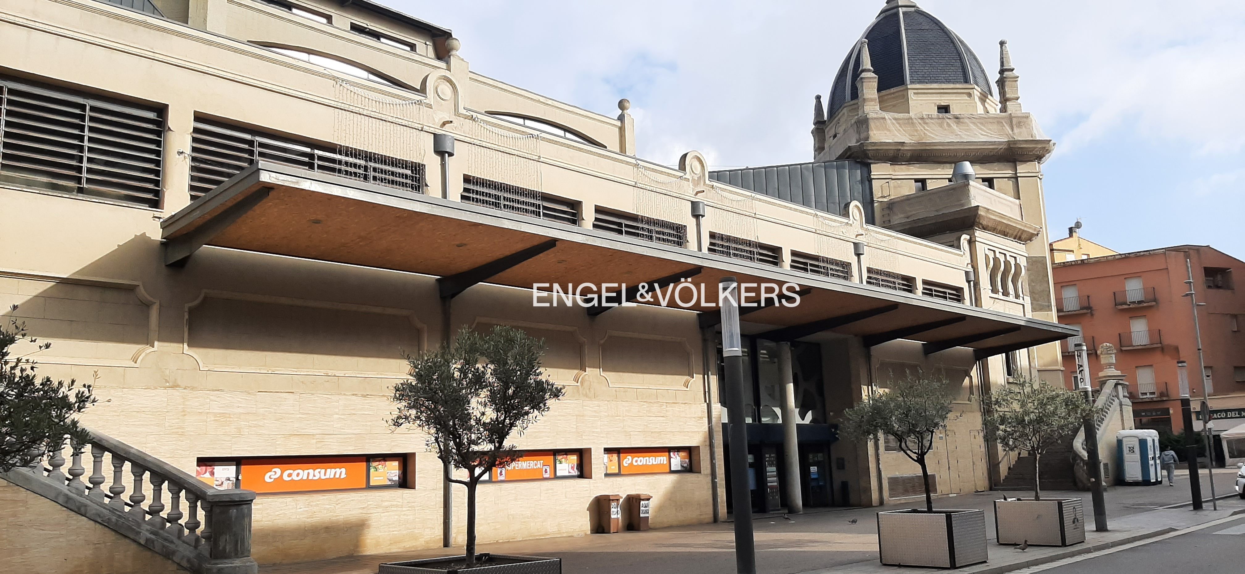 Exterior view of Premises for sale in Sabadell