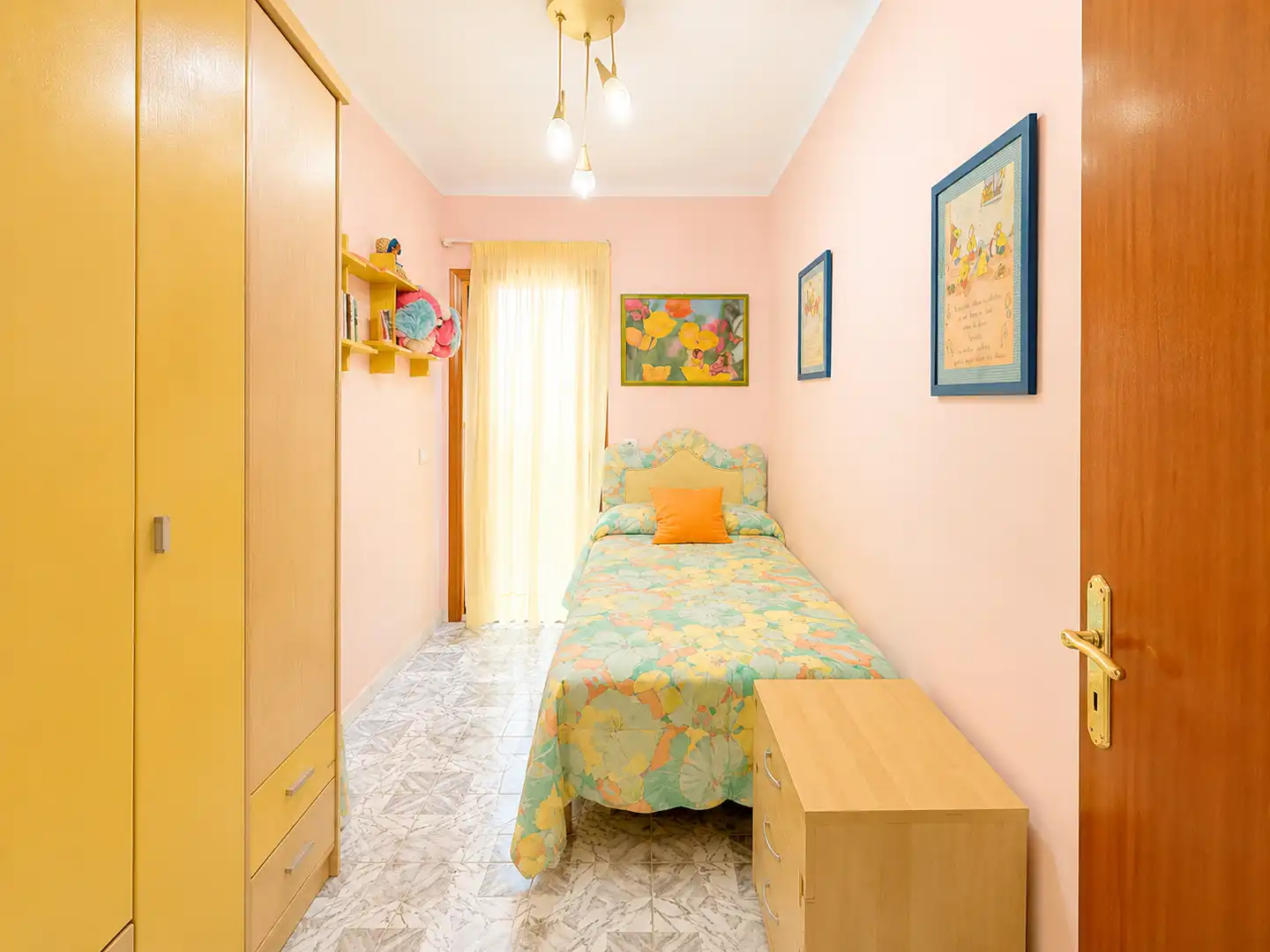 Habitación de Piso en venta en Santa Coloma de Gramenet con Aire acondicionado, Calefacción y Balcón
