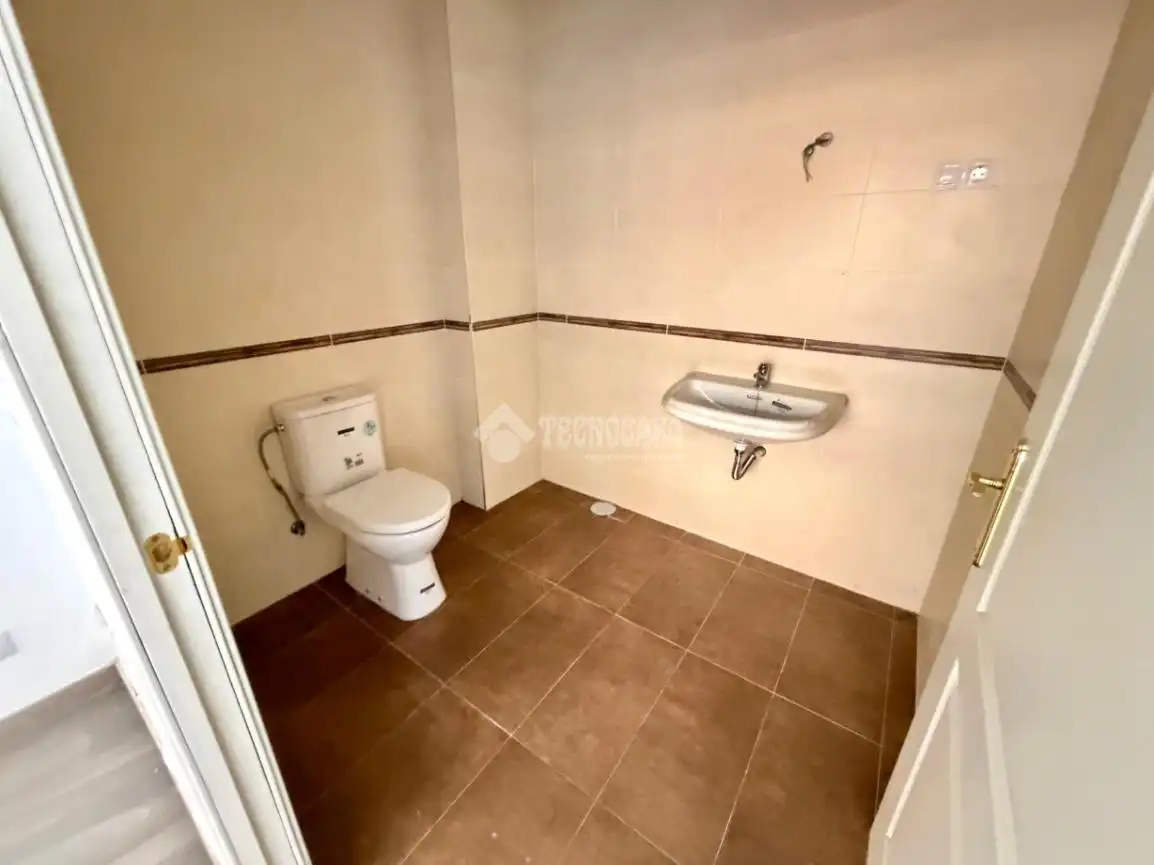 Business premises to rent in C. Batalla de Clavijo, imagen 8