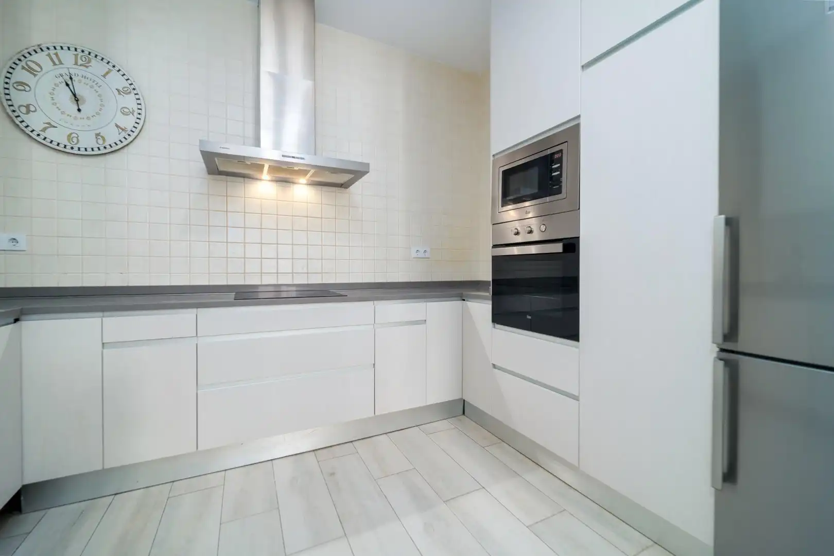 Cocina de Piso en venta en Madrid con Calefacción