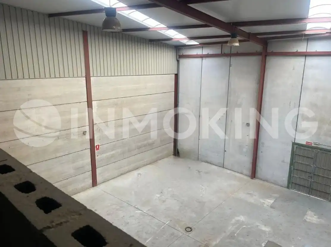 Nau industrial en venda en Yuncler