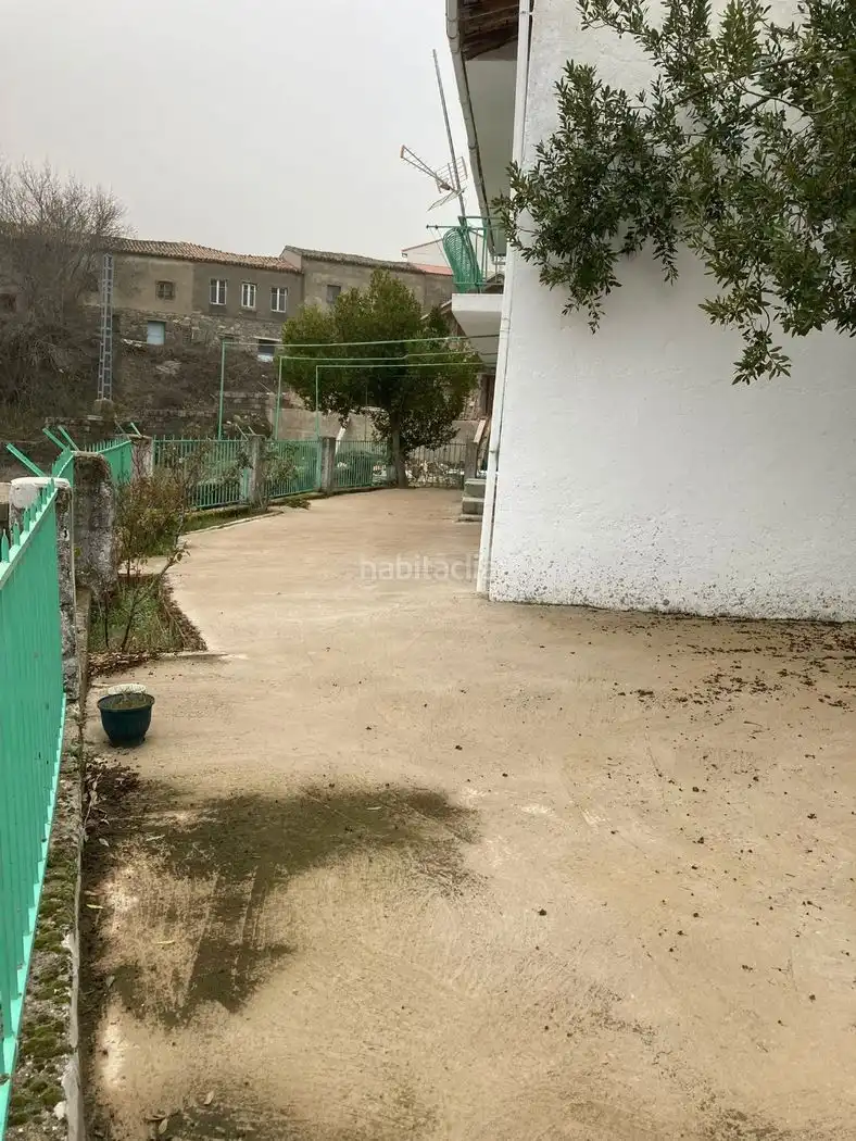 House with garden for sale in Calle Jose Antonio 160, imagen 15