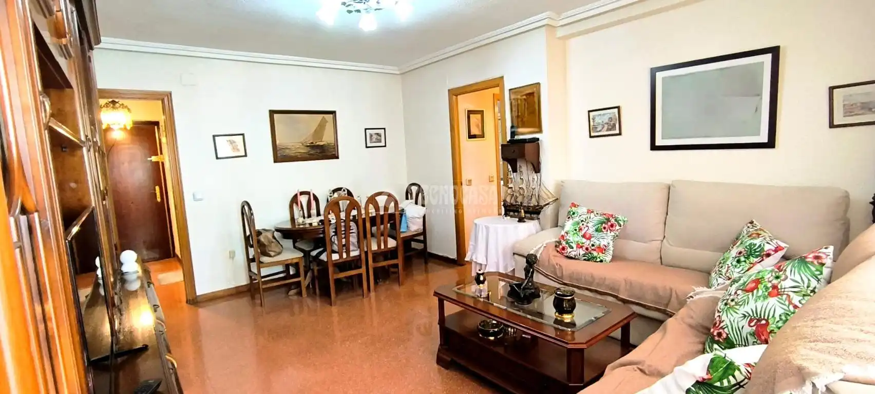 Living room of Flat for sale in Fuenlabrada  with Heating, Swimming Pool and Community pool