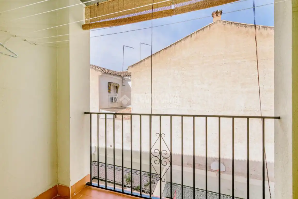 Casa adosada en venda a Poniente