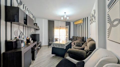 Piso en venta en Barrio Plines, 3 dormitorios.