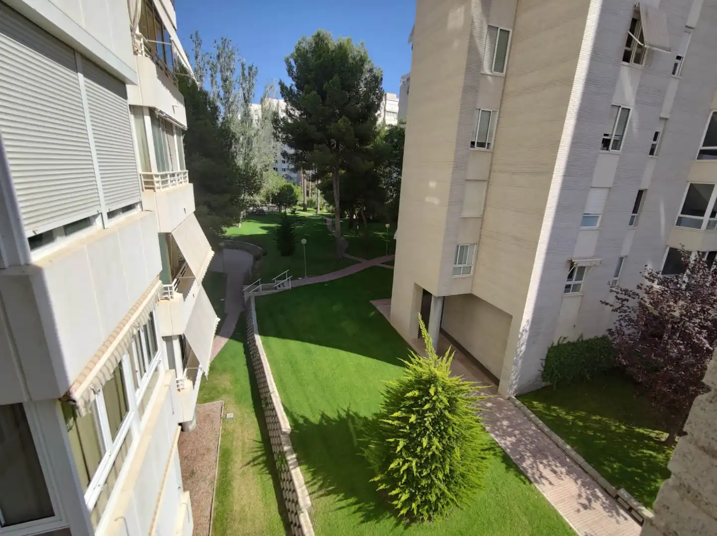 Vista exterior de Apartament de lloguer en Alicante / Alacant amb Aire condicionat, Calefacció i Terrassa