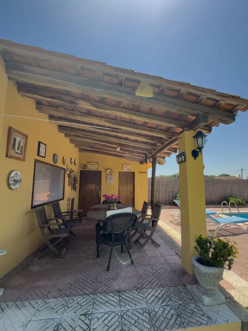Casa rústica con piscina en venta en Aiguaviva, imagen 8