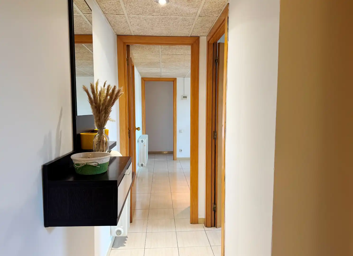 Wohnung zum Verkauf in Girona mit Klimaanlage, Heizung und Balkon