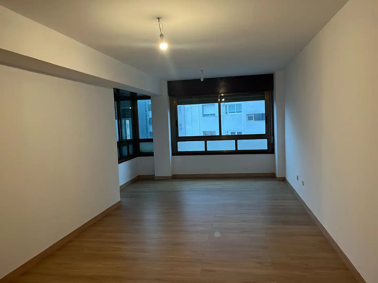 Living room of Flat for sale in Vigo   with Storage room and Balcony