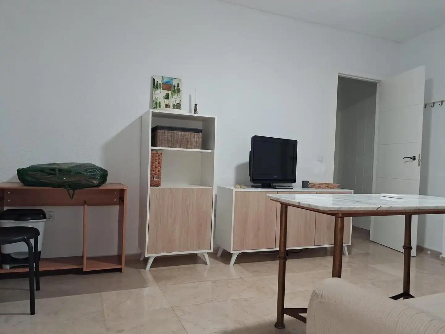 Sala d'estar de Pis de lloguer en Córdoba amb Traster i Moblat