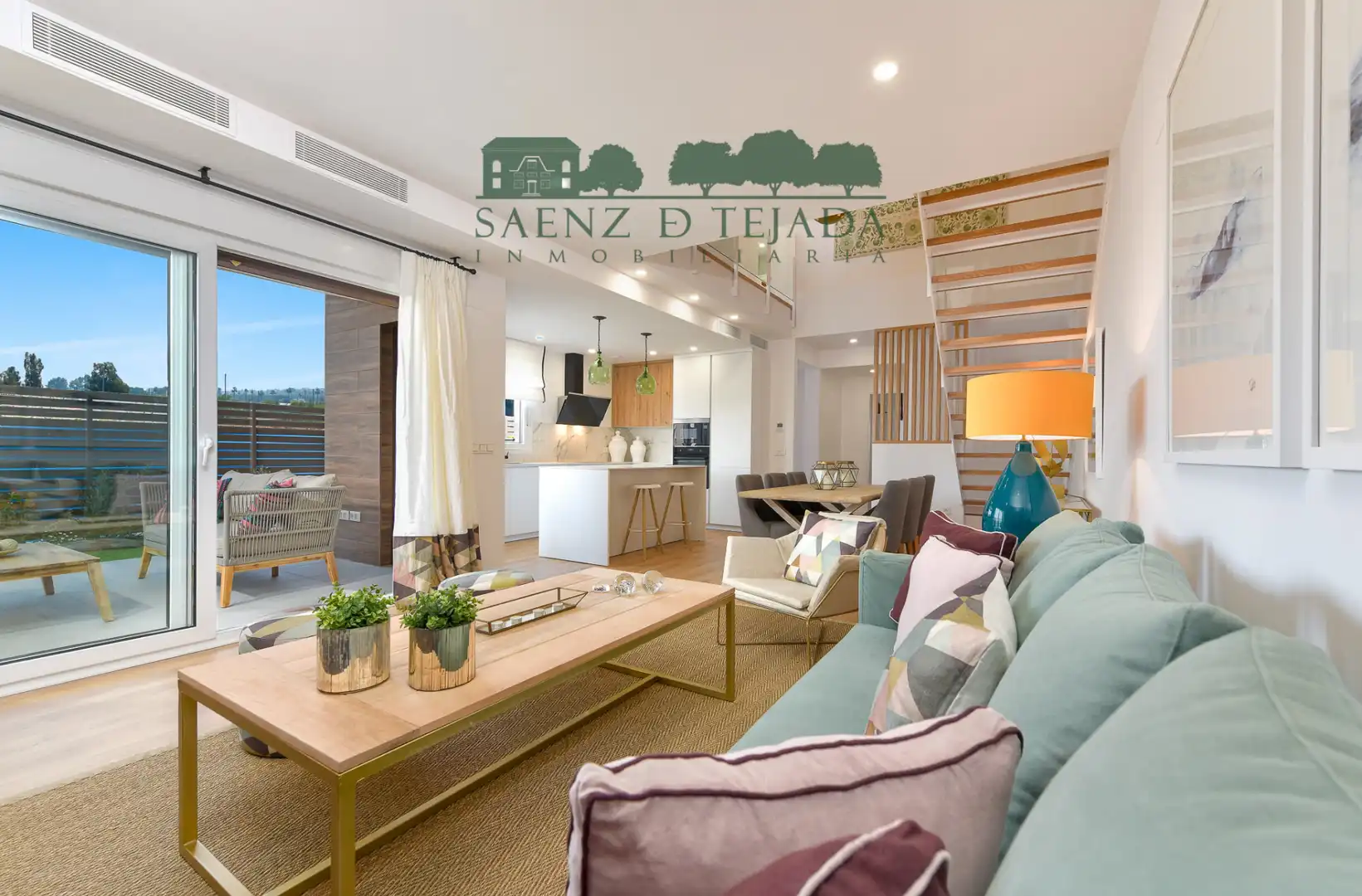 Sala de estar de Casa o chalet de alquiler en Dos Hermanas con Aire acondicionado, Calefacción y Jardín privado