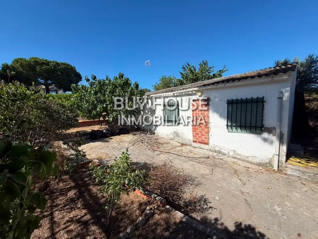 Vista exterior de Residencial en venta en Serranillos del Valle