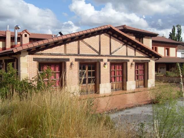 Edificio en Venta en Castrejón de la Peña