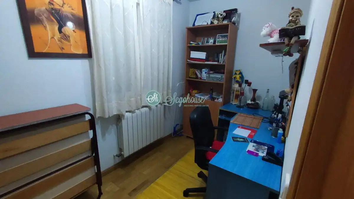 Habitación de Piso en venta en San Cristóbal de Segovia con Calefacción y Trastero
