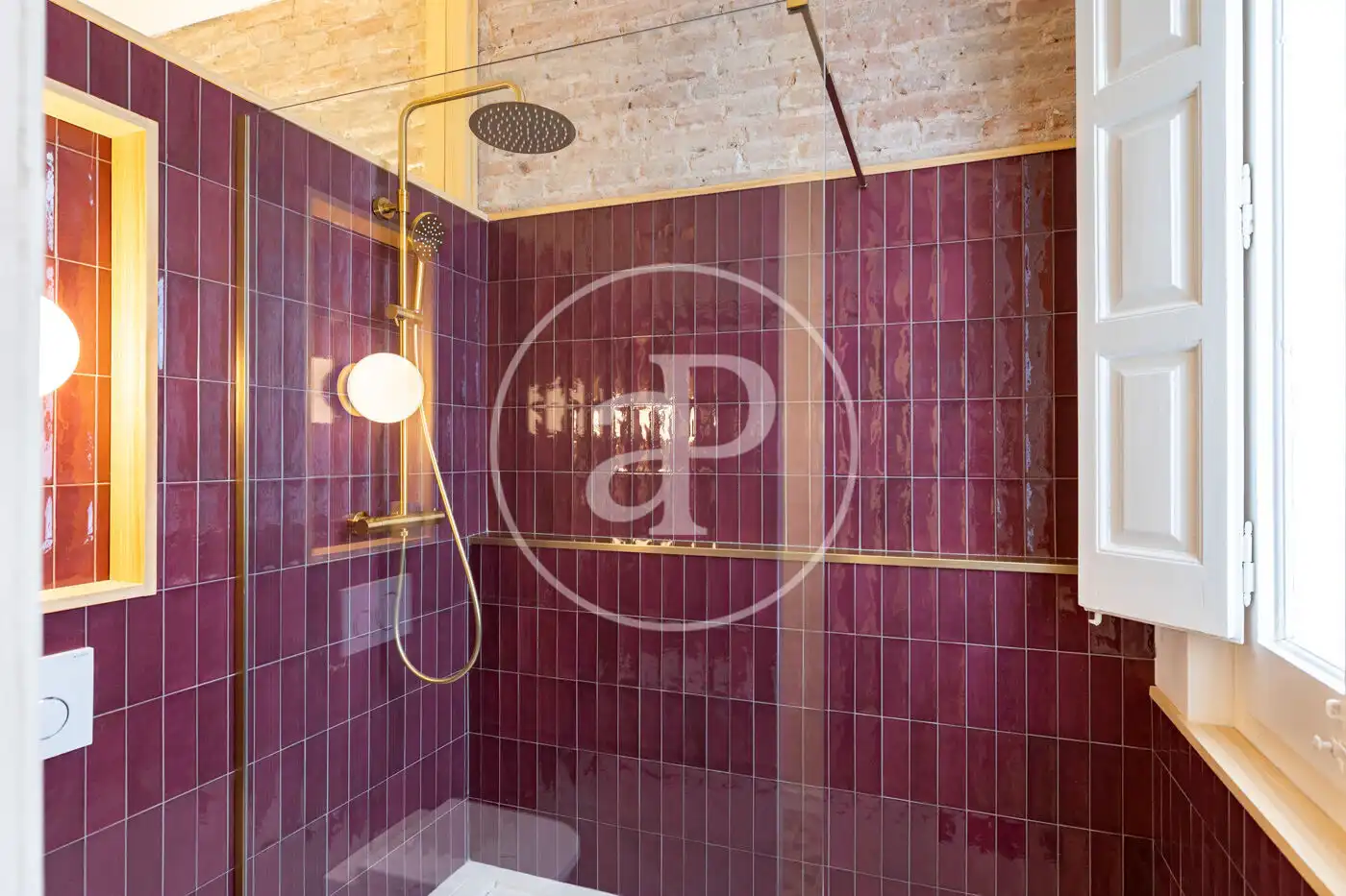 Badezimmer von Wohnung zum Verkauf in Barcelona mit Klimaanlage, Heizung und Möbliert