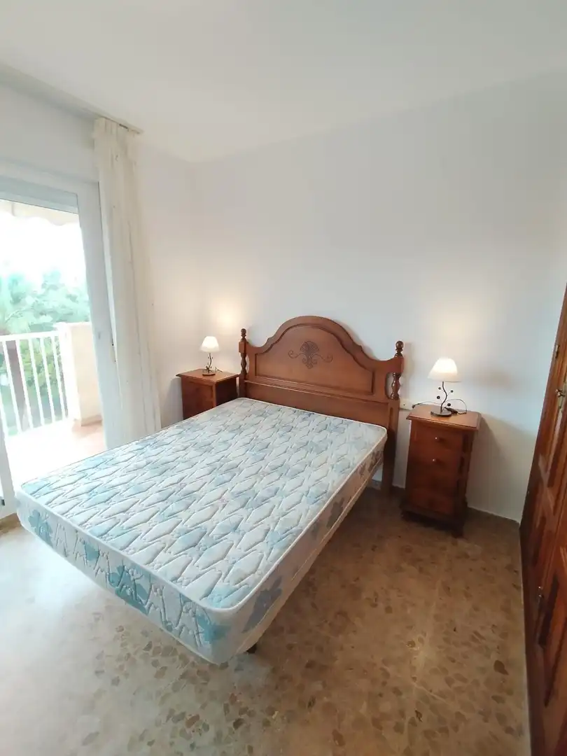 Dormitori de Pis en venda en Salobreña amb Jardí privat, Terrassa i Moblat