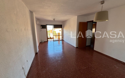 Living room of Flat for sale in Montequinto  with Terrace, Swimming Pool and Balcony
