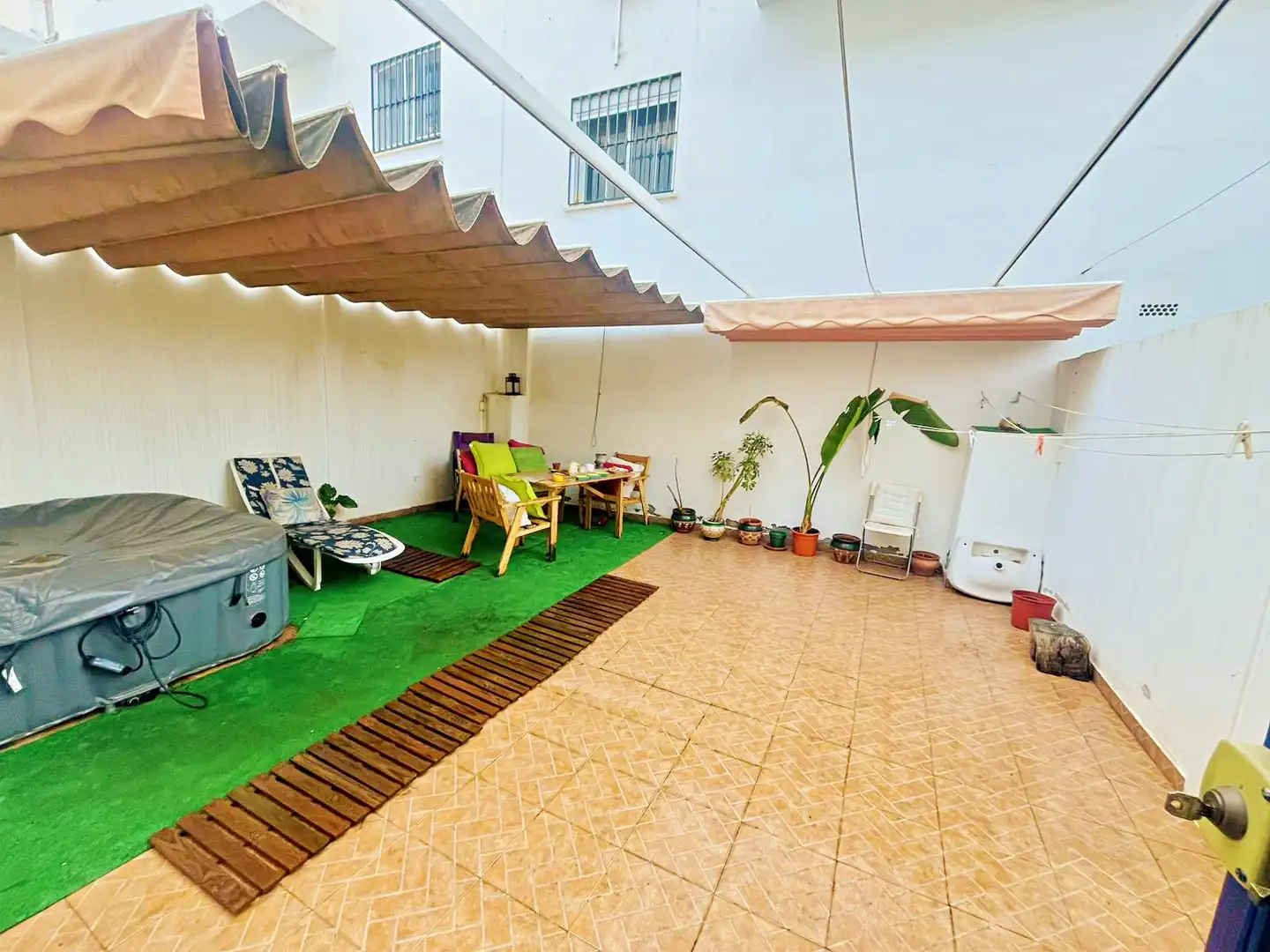 Terrassa de Casa adosada en venda en Cártama amb Aire condicionat, Terrassa i Piscina comunitària