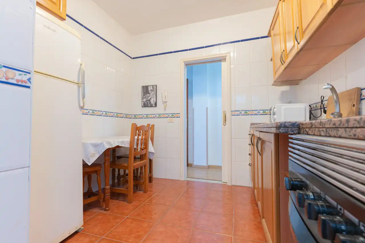 Cuina de Pis de lloguer amb opció a compra en San Cristóbal de la Laguna amb Parquet, Moblat i Forn