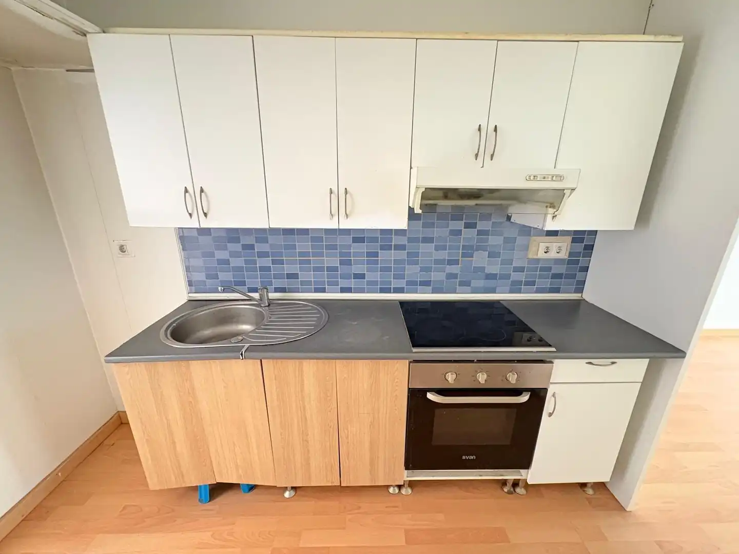 Küche von Erdgeschoss zum Verkauf in Barcelona