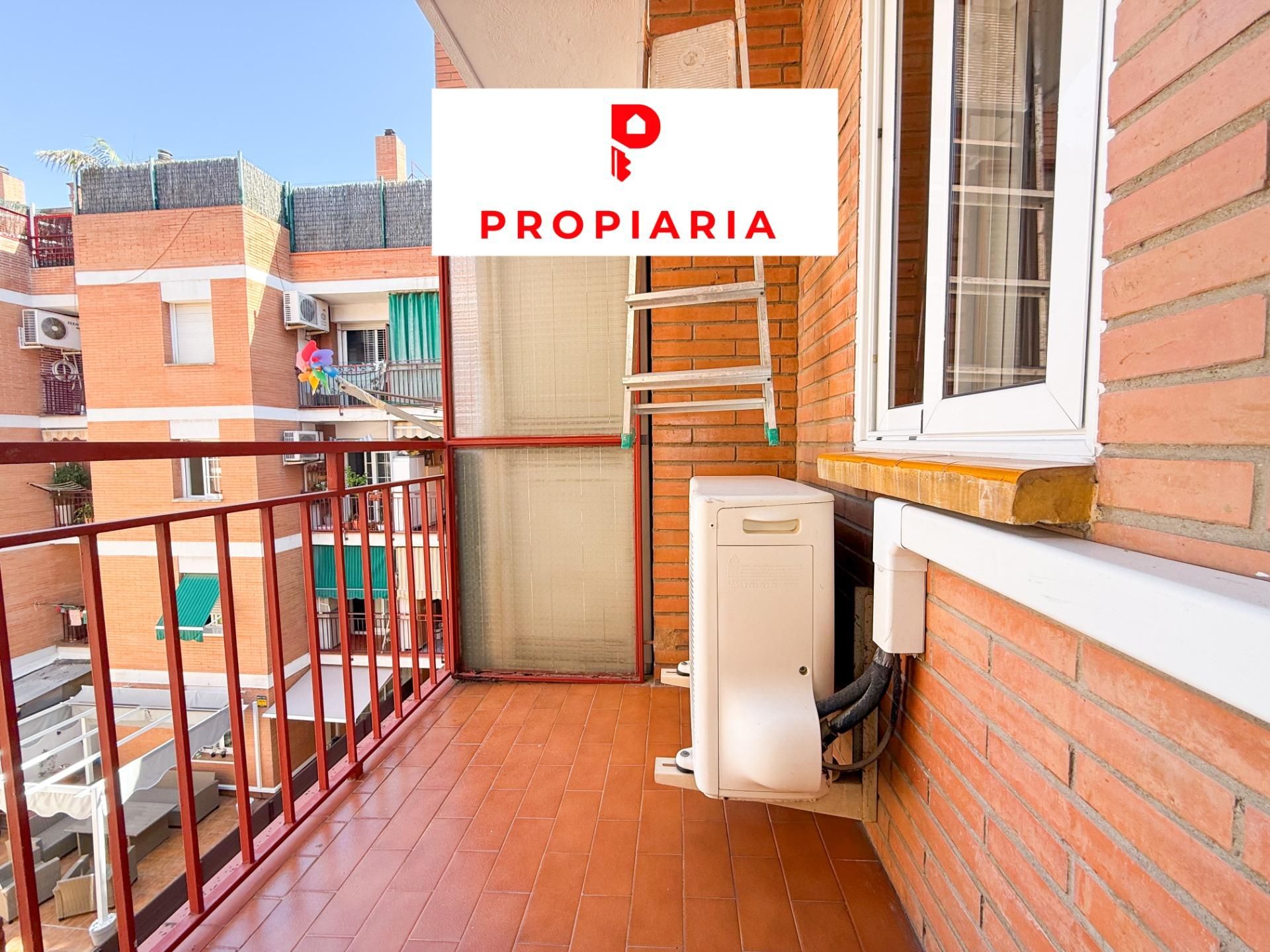 Exterior view of Flat for sale in Sant Boi de Llobregat  with Air Conditioner, Heating and Balcony