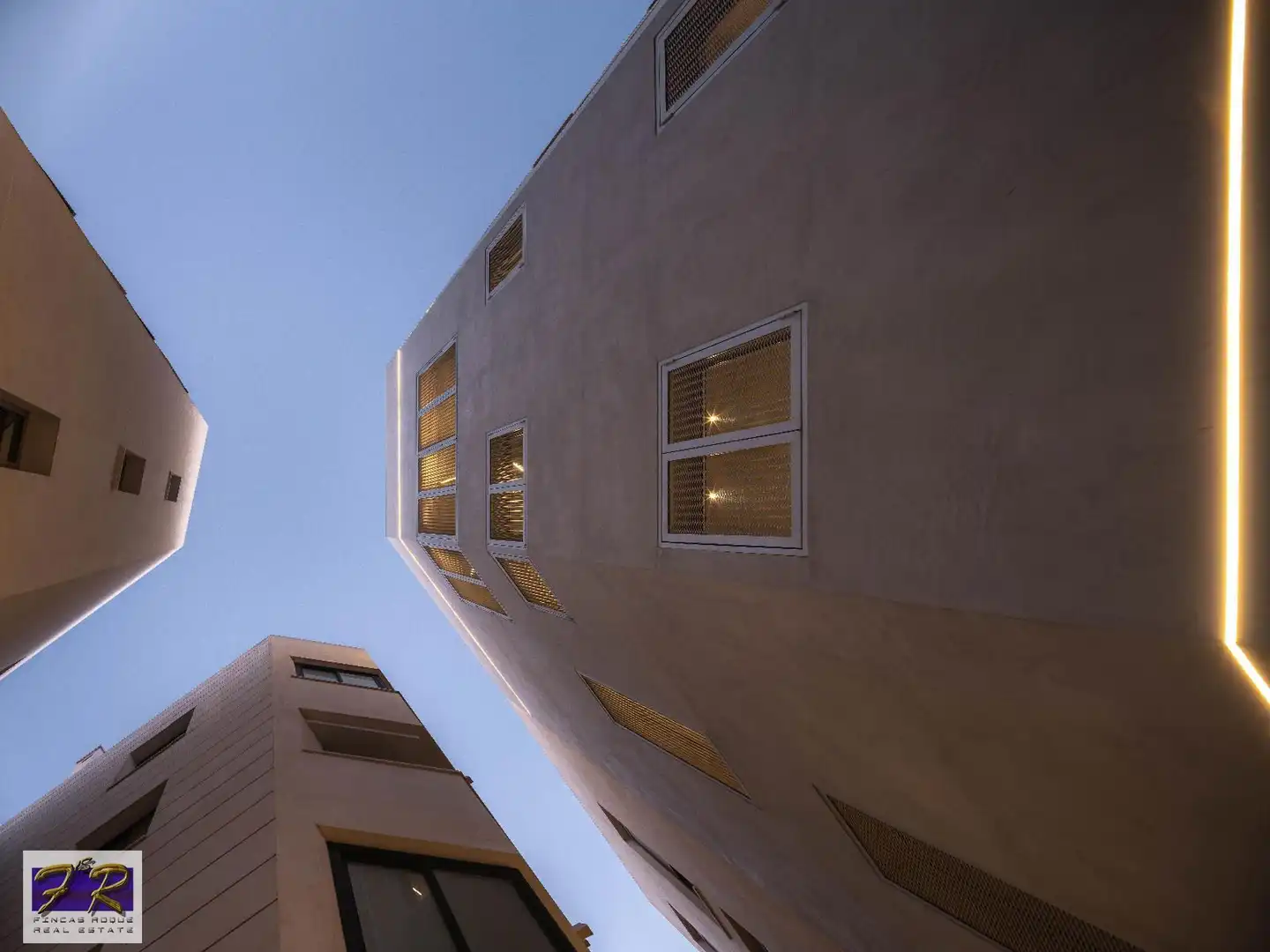Vista exterior de Casa o xalet en venda en Alcúdia amb Aire condicionat, Terrassa i Moblat