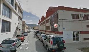 Vista exterior de Nau industrial en venda en Elda amb Calefacció