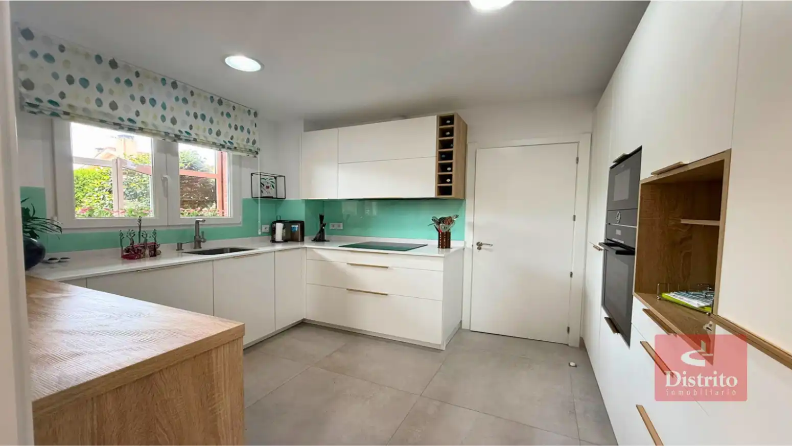 Küche von Einfamilien-Reihenhaus zum Verkauf in Piélagos mit Heizung, Privatgarten und Terrasse