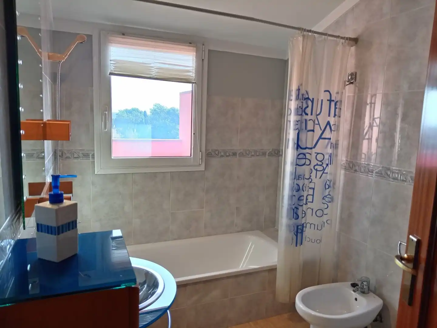 Baño de Casa o chalet en venta en Eixample - Horta Capallera