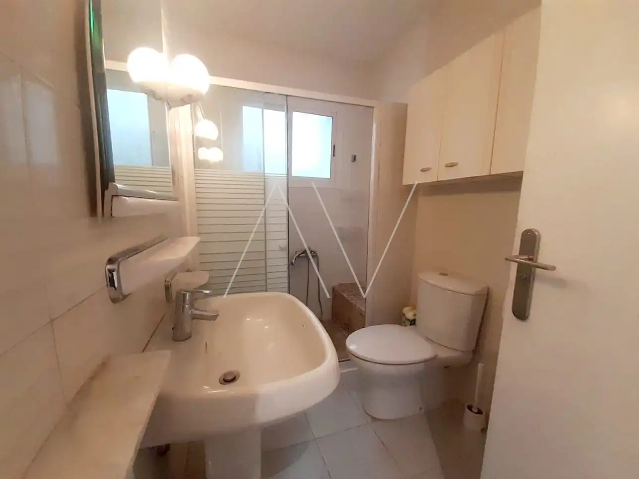 Baño de Piso en venta en Barcelona con Aire acondicionado, Calefacción y Amueblado