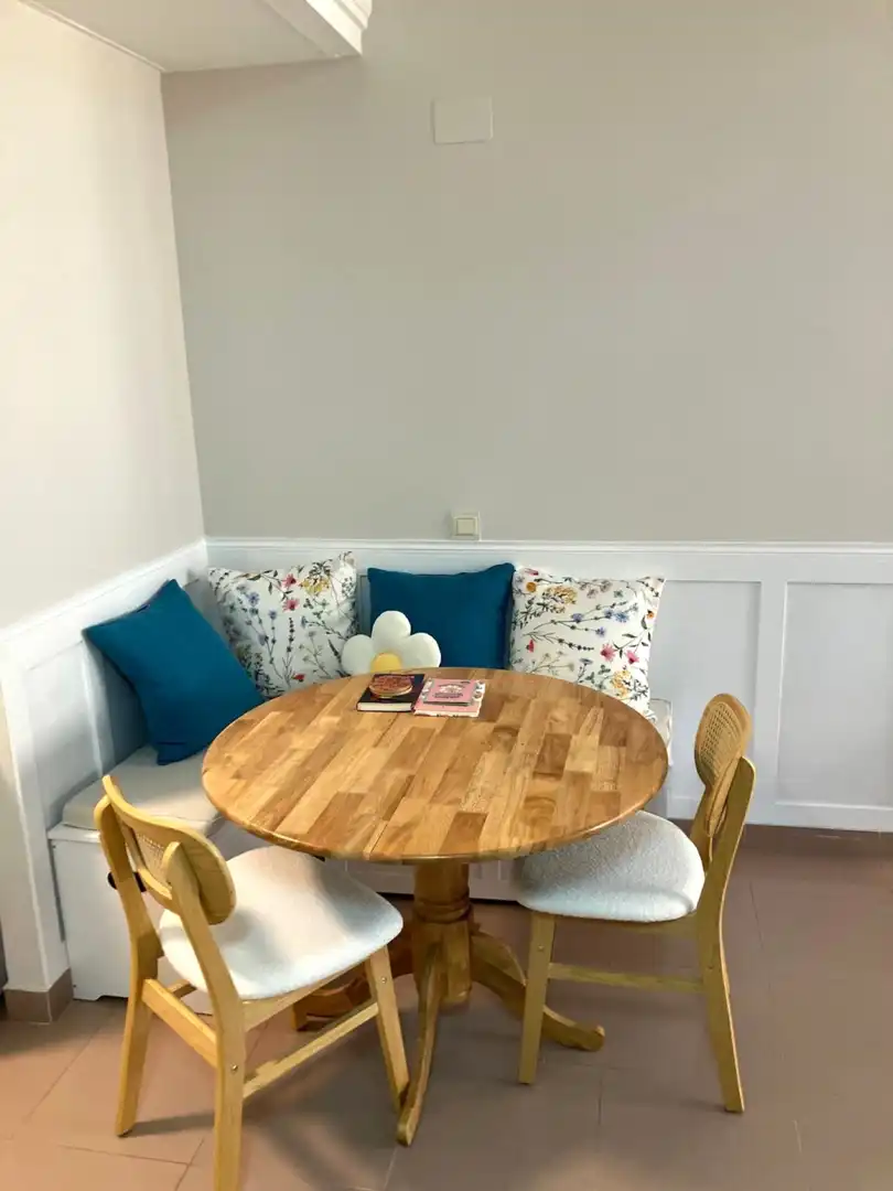 Comedor de Piso de alquiler en Santander con Calefacción y Amueblado