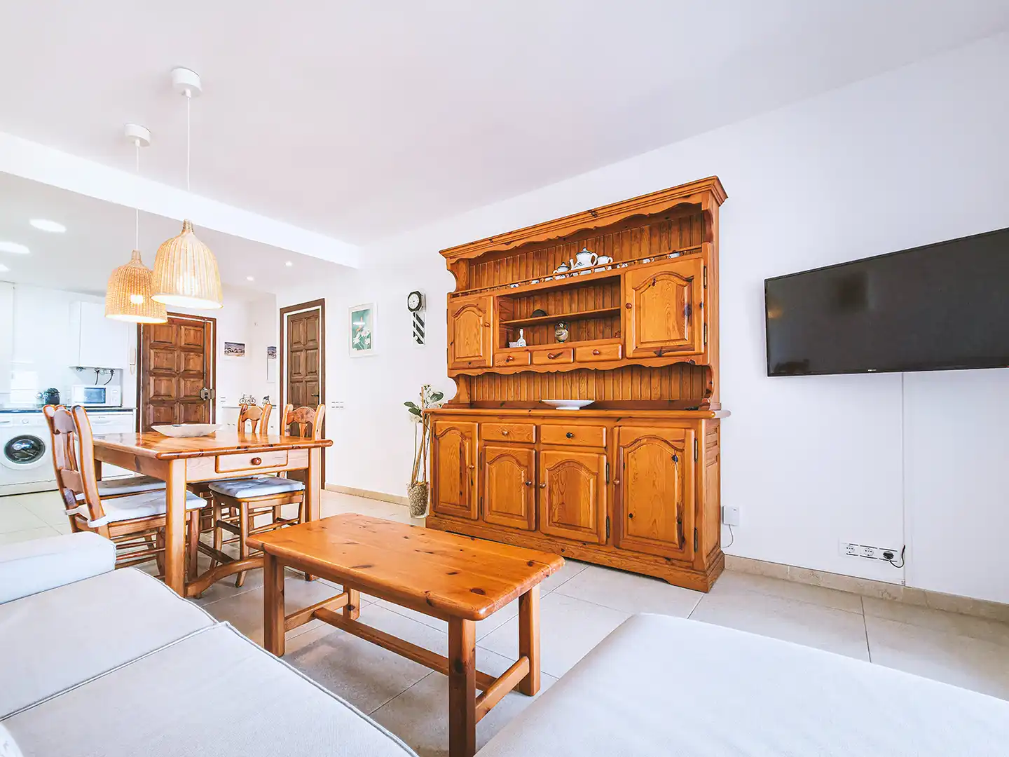 Sala d'estar de Pis de lloguer en Sant Pol de Mar amb Terrassa, Moblat i Forn
