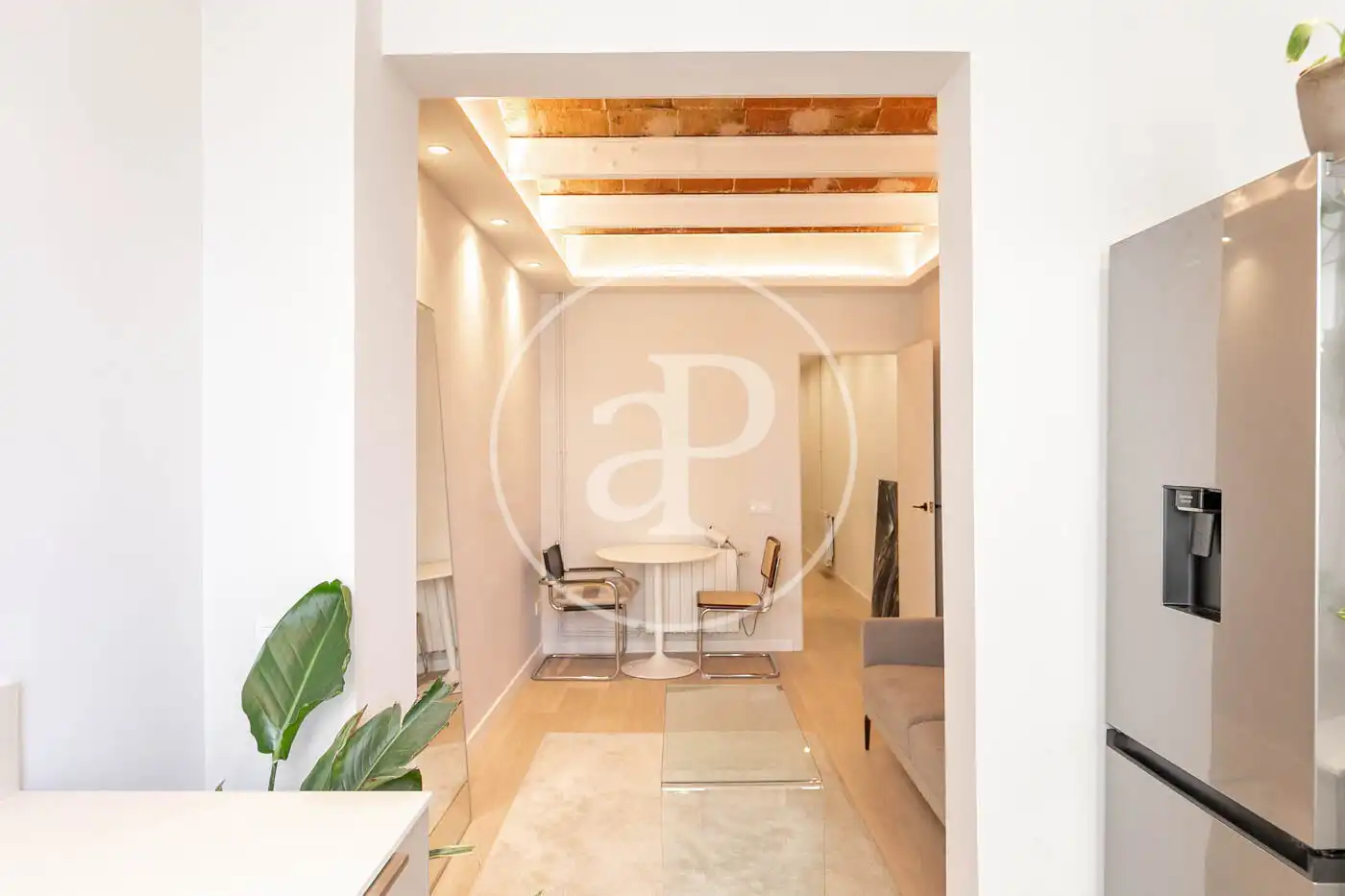Flat with terrace to rent in Dos de Maig, imagen 17