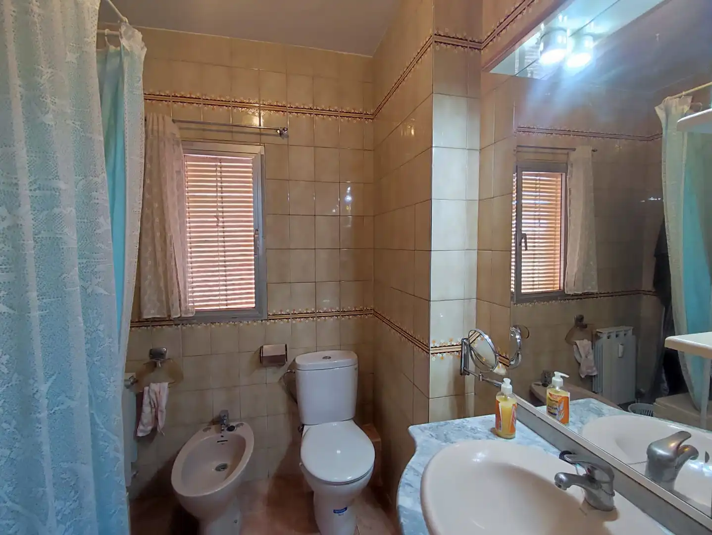 Bathroom of Flat for sale in Manzanares  with Air Conditioner, Heating and Terrace