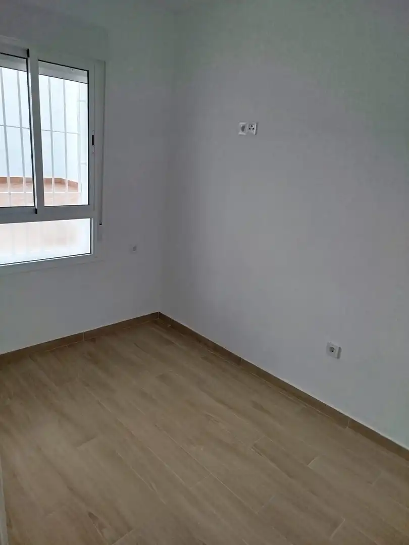 Bajo en venta en Calle GUADALETE, imagen 16
