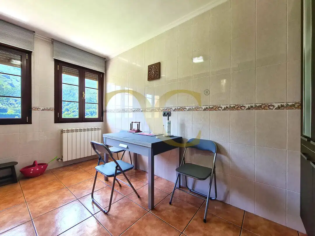 Casa o xalet en venda en Ribadesella amb Calefacció, Jardí privat i Terrassa