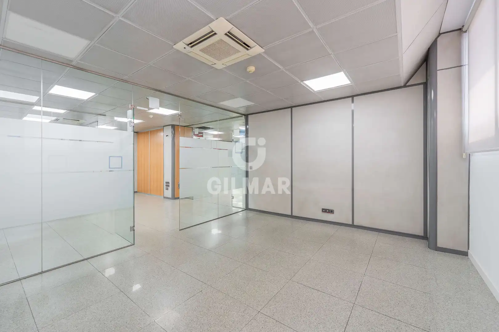 Büro zur Miete in Madrid mit Heizung
