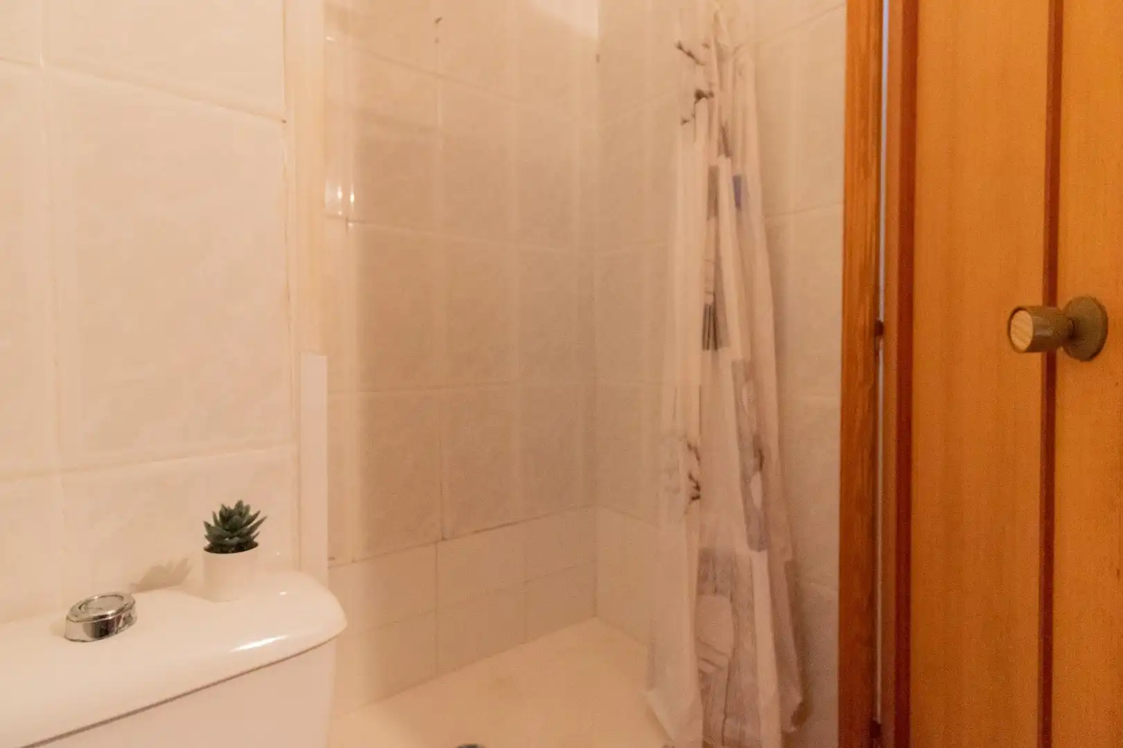 Baño de Piso en venta en Meliana con Aire acondicionado y Alarma