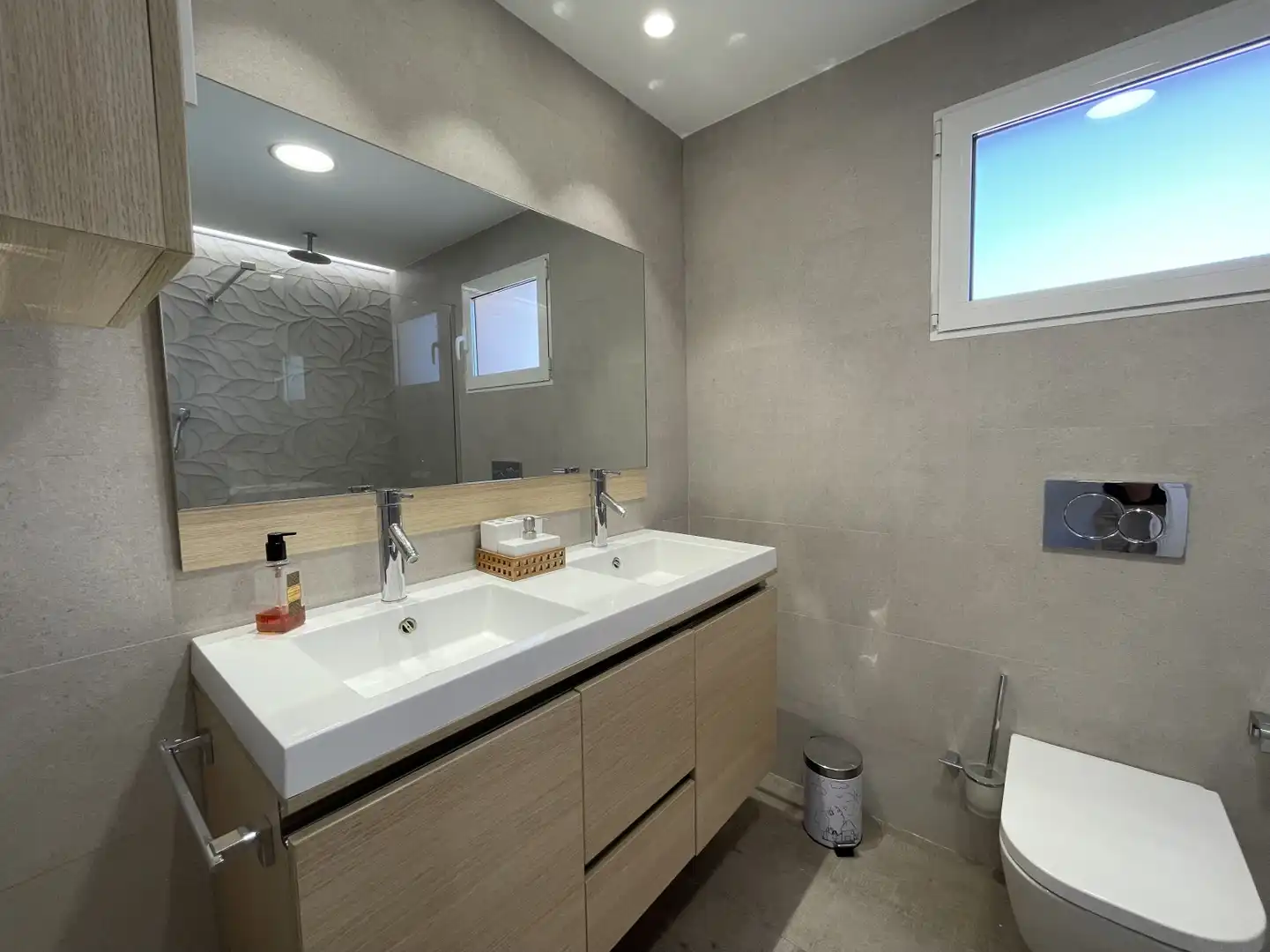 Baño de Piso de alquiler en Beniparrell con Aire acondicionado, Parquet y Terraza