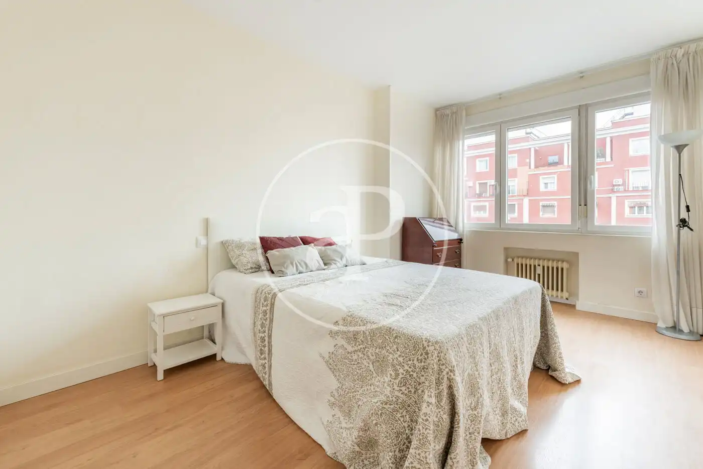 Habitación de Piso en venta en Madrid con Aire acondicionado y Calefacción