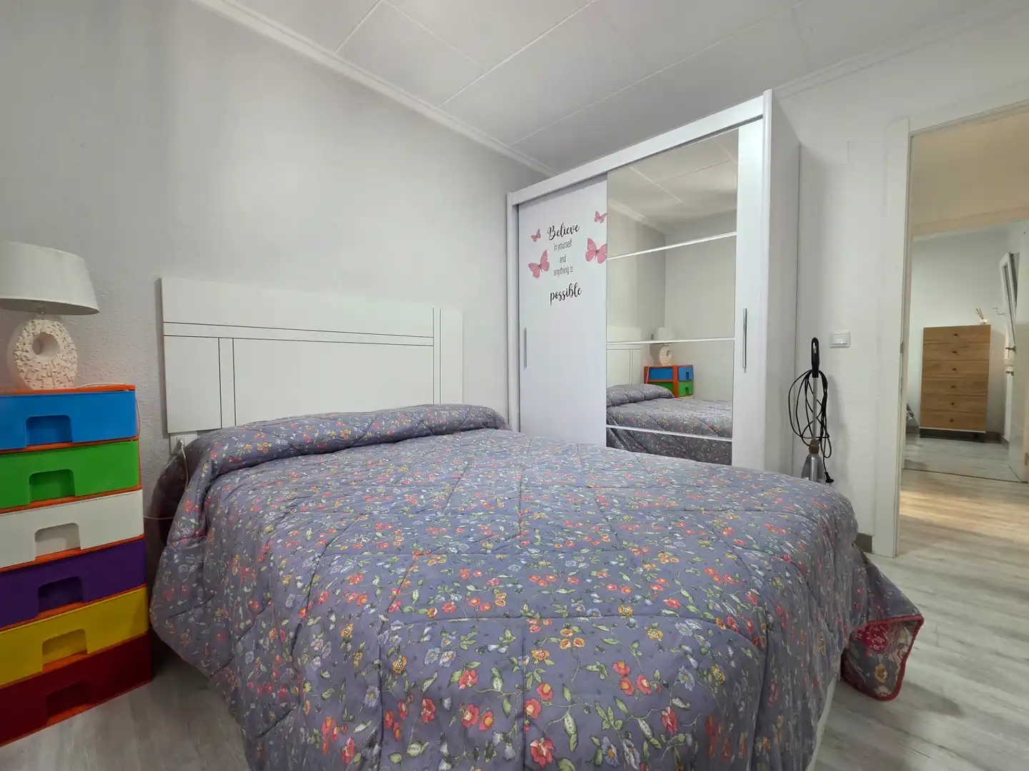 Schlafzimmer von Einfamilien-Reihenhaus zum Verkauf in Torrevieja mit Klimaanlage, Terrasse und Abstellraum